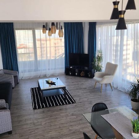 Diamond View Apartments Mamaia Exteriör bild
