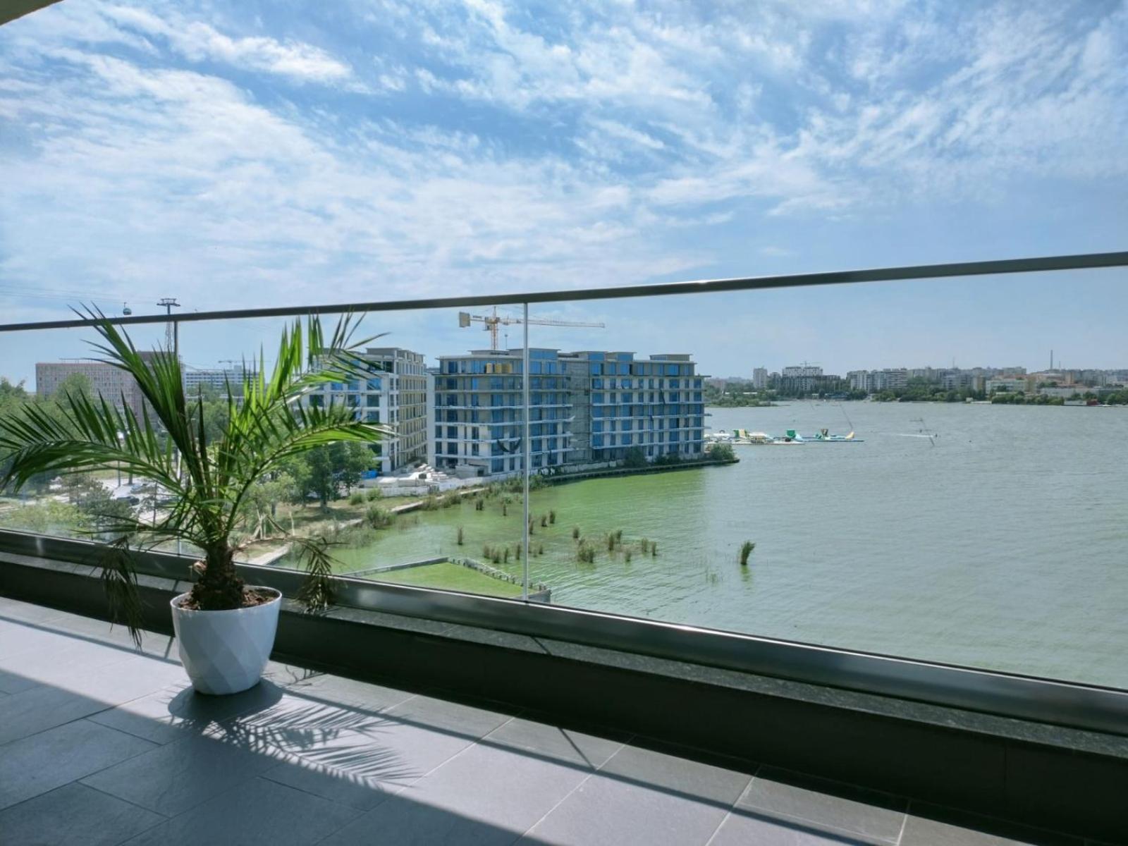 Diamond View Apartments Mamaia Exteriör bild